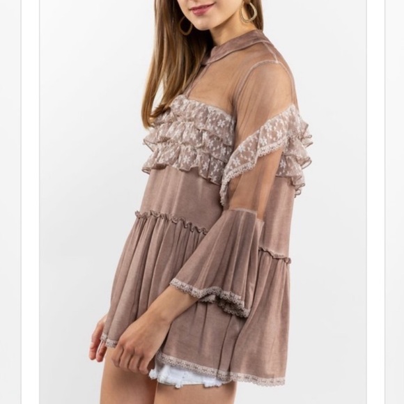 🍂FABULOUS! COCOA RUFFLED SHEER BABY DOLL TOP - Picture 2 of 5